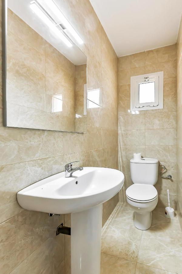 Yellow 3 Bedroom Large Apartment For 10 Guests Costa Adeje  Zewnętrze zdjęcie